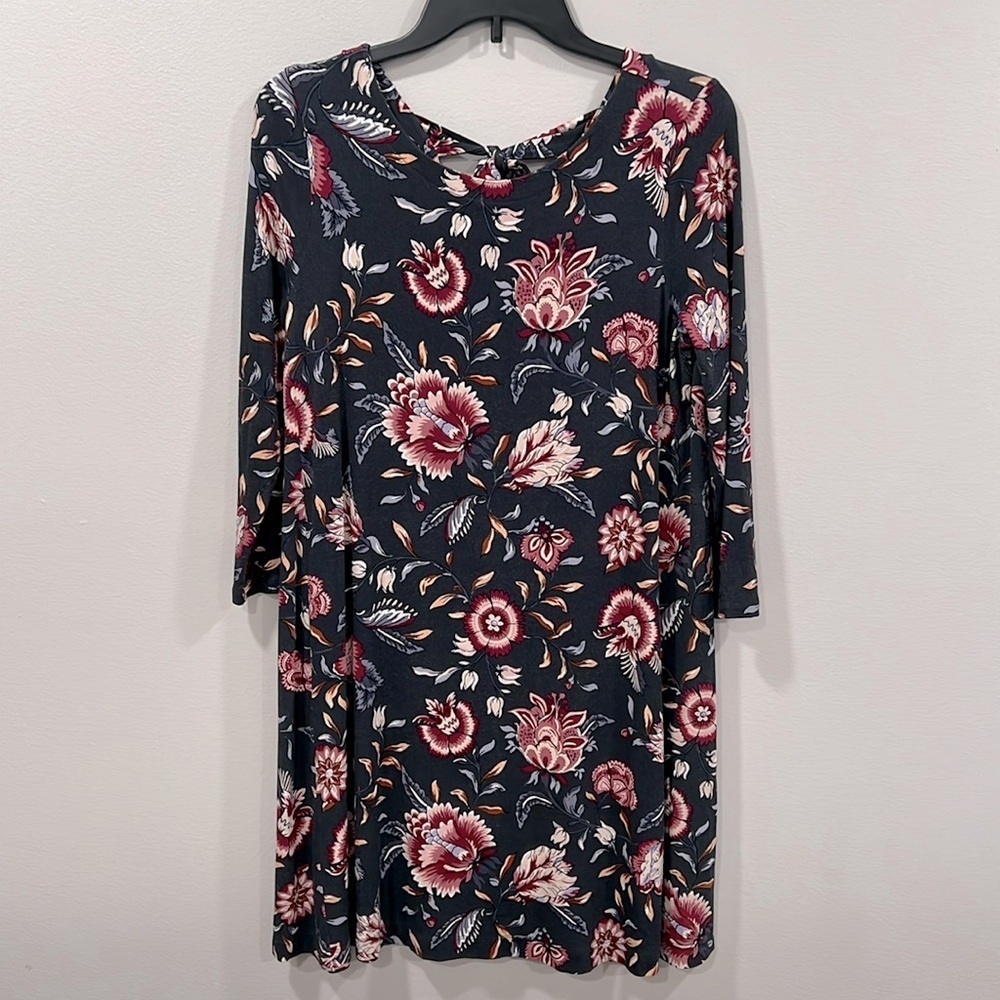 Loft Grey Floral Dress Ties in the Back Size Small EUC